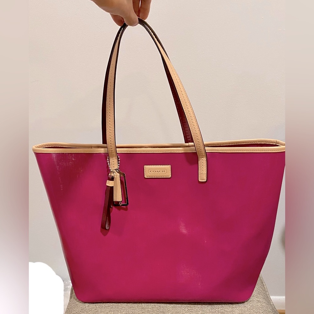 Coach Park Metro Large Magenta & Tan City Tote